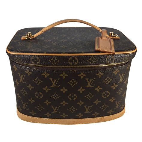 vanity case lv